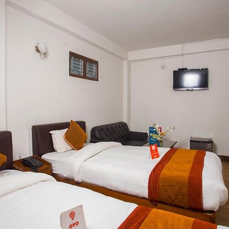 Oyo 104 Hotel Baltic Inn 카트만두 외부 사진