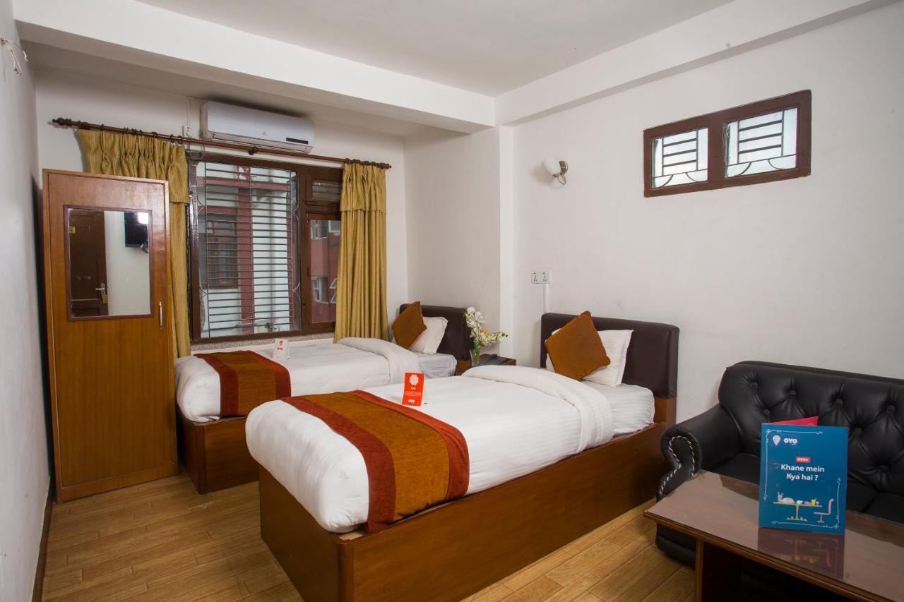 Oyo 104 Hotel Baltic Inn 카트만두 외부 사진