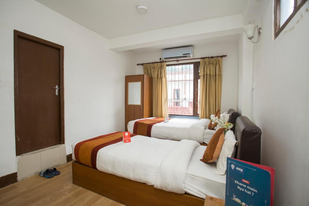 Oyo 104 Hotel Baltic Inn 카트만두 외부 사진