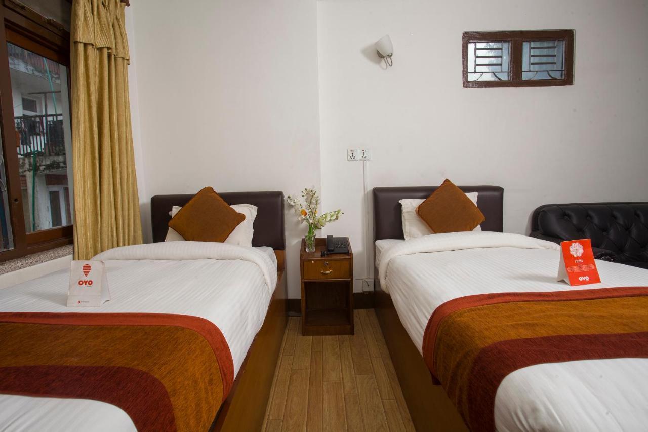 Oyo 104 Hotel Baltic Inn 카트만두 외부 사진